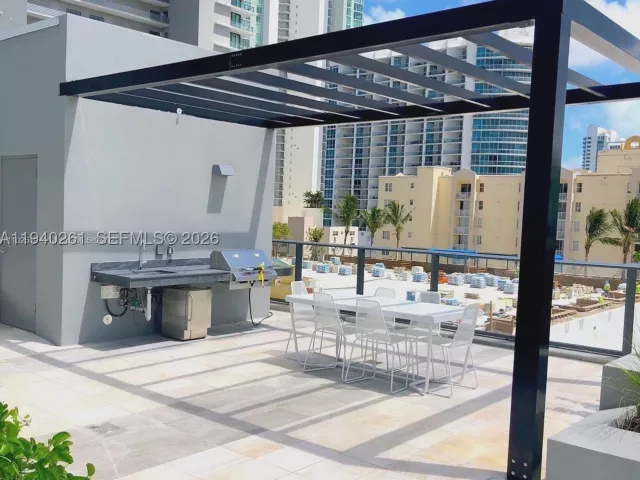 1-bedroom condo for rent in Miami - 501 NE 31st St 1503 - MondialRealty