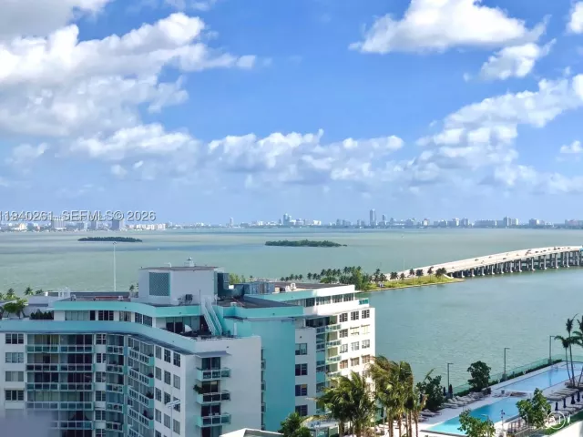 1-bedroom condo for rent in Miami - 501 NE 31st St 1503 - MondialRealty