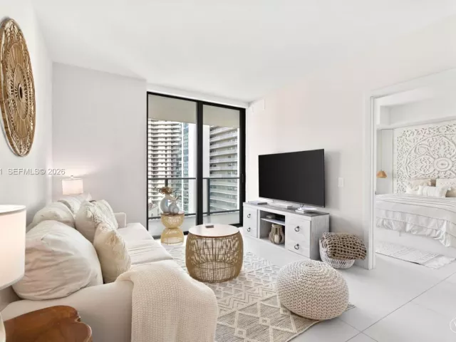 1-bedroom condo for rent in Miami - 501 NE 31st St 1503 - MondialRealty