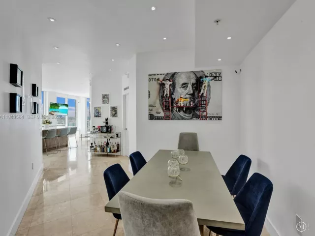 3-bedroom condo for sale in Hallandale Beach - 1755 E Hallandale Beach Blvd PH04E - MondialRealty