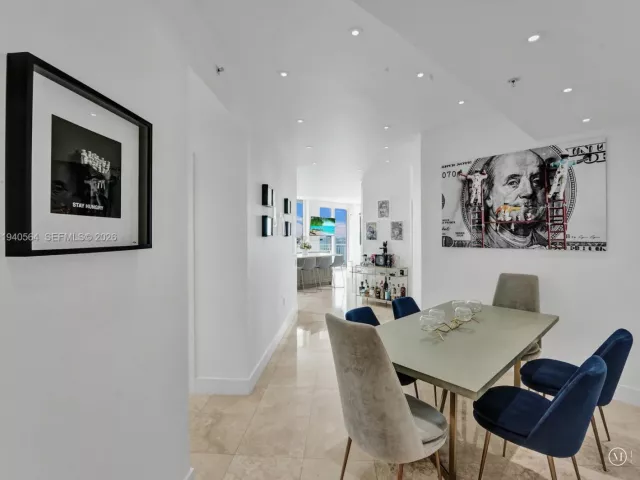 3-bedroom condo for sale in Hallandale Beach - 1755 E Hallandale Beach Blvd PH04E - MondialRealty