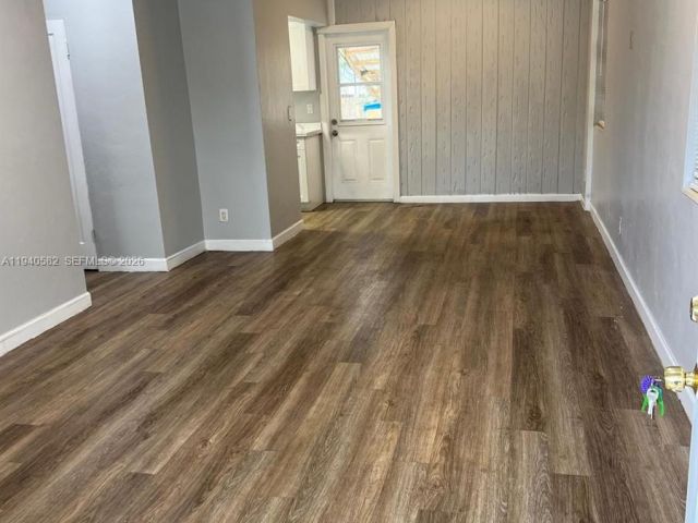 3-bedroom home for rent in Miami - 130 NE 171st Ter - MondialRealty
