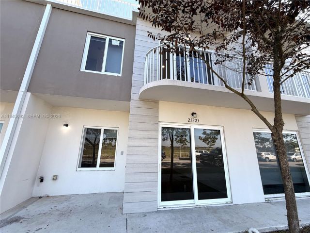 4-bedroom home for rent in Homestead - 25823 SW 145th Ave - MondialRealty