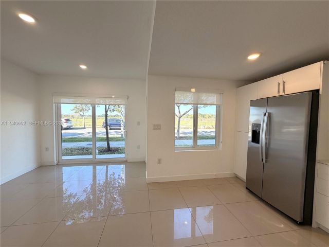 4-bedroom home for rent in Homestead - 25823 SW 145th Ave - MondialRealty