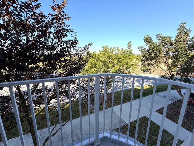 4-bedroom home for rent in Homestead - 25823 SW 145th Ave - MondialRealty