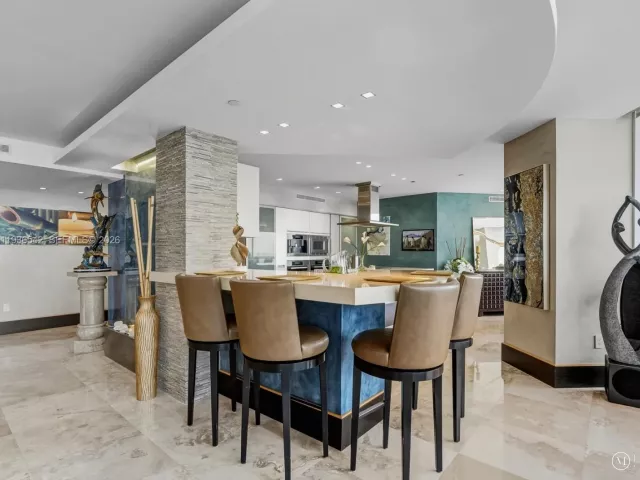 3-bedroom condo for sale in Sunny Isles Beach - 18201 Collins Ave 5101 - MondialRealty