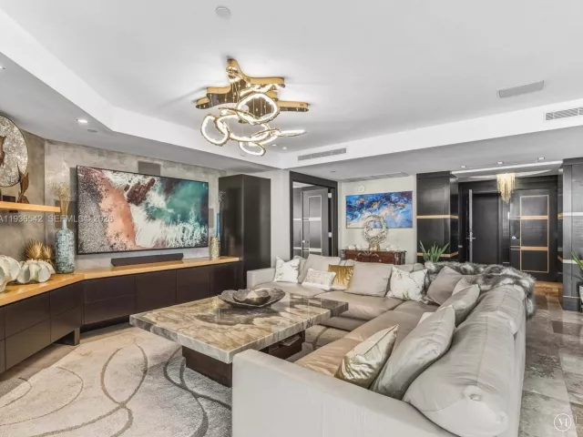 3-bedroom condo for sale in Sunny Isles Beach - 18201 Collins Ave 5101 - MondialRealty