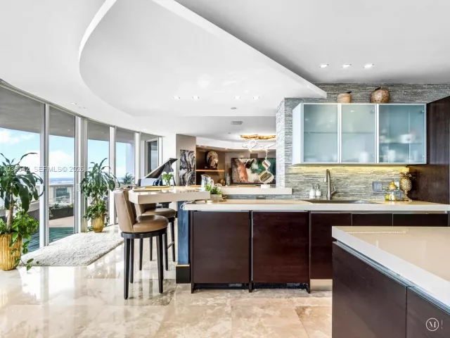 3-bedroom condo for sale in Sunny Isles Beach - 18201 Collins Ave 5101 - MondialRealty