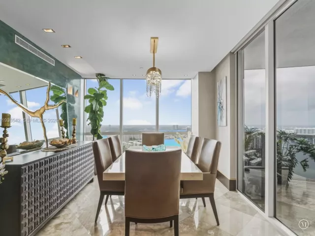 3-bedroom condo for sale in Sunny Isles Beach - 18201 Collins Ave 5101 - MondialRealty