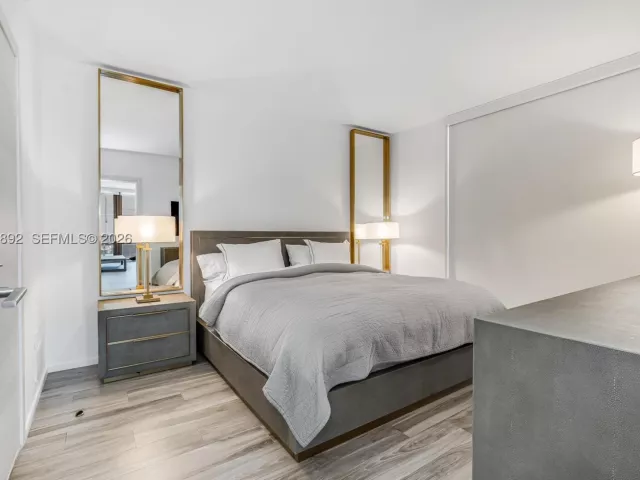 2-bedroom condo for rent in Miami - 801 S Miami Ave 2905 - MondialRealty