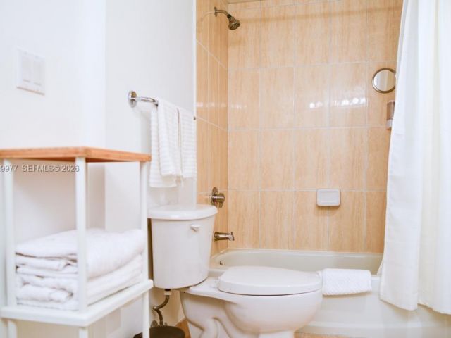 Apartment for rent  Unit #4814 - photo 7067617