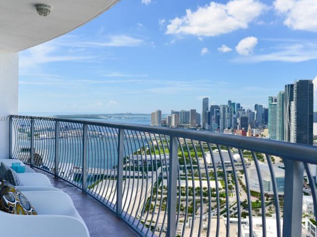 Apartment for rent  Unit #4814 - photo 7067654