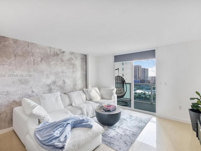 Apartment for sale  Unit #2006 - photo 7448520