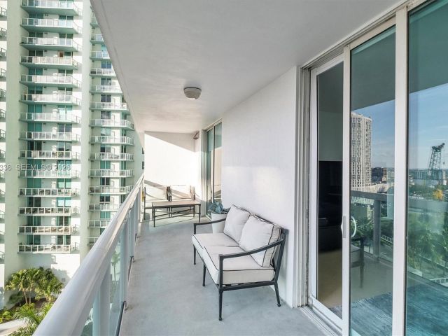 Apartment for sale  Unit #2006 - photo 7448523