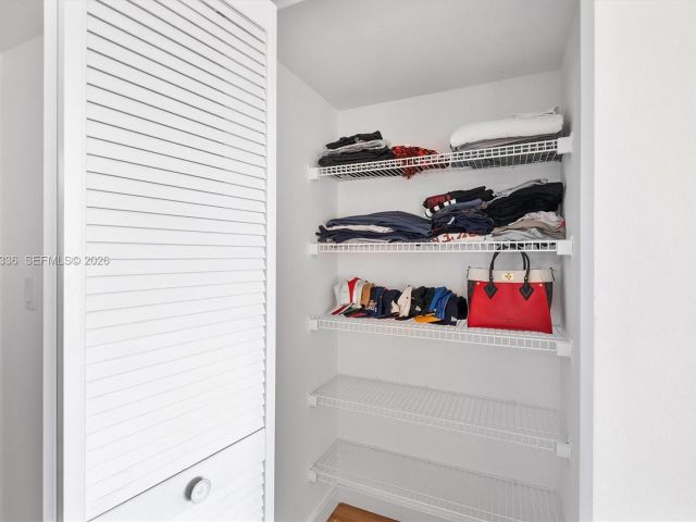 Apartment for sale  Unit #2006 - photo 7448531