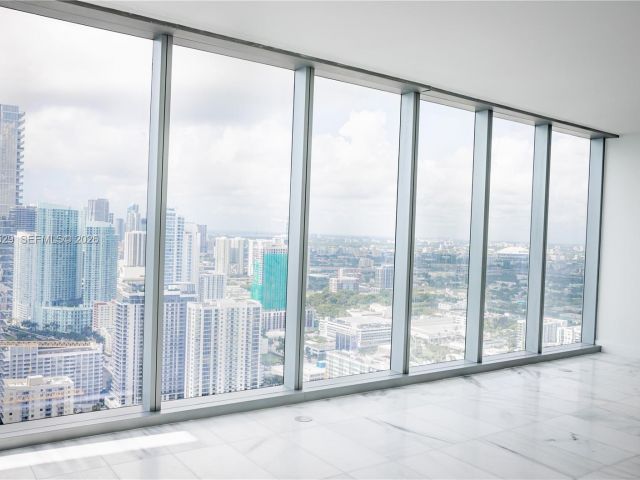 Apartment for rent  Unit #4403 - photo 7013789