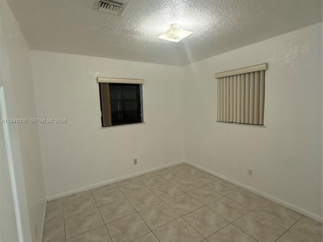 Home for rent at 10335 SW 181st St 2 - photo 7478650