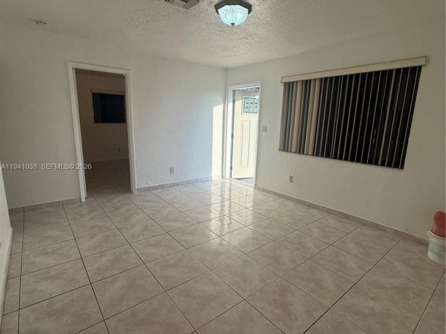 Home for rent at 10335 SW 181st St 2 - photo 7478652