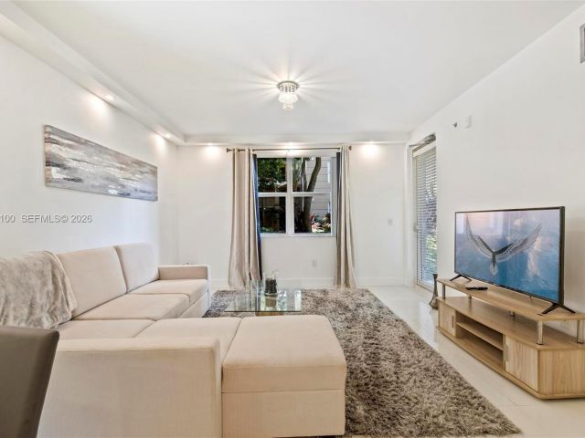 Apartment for sale  Unit #3112 - photo 7011825