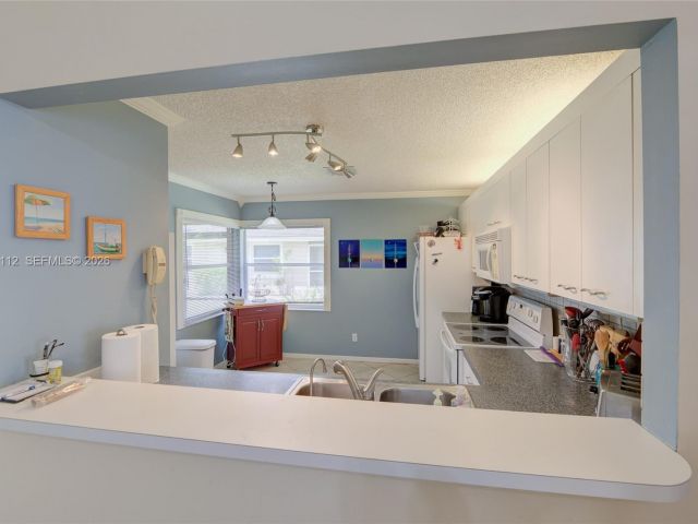 3-bedroom home for rent in Deerfield Beach - 1248 W Lakes Dr 1248 - MondialRealty