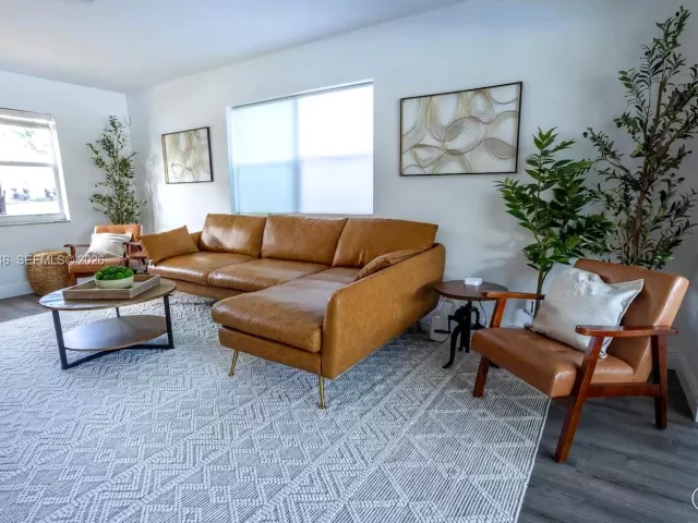 5-bedroom home for sale in Delray Beach - 2154 Dorson Way - MondialRealty