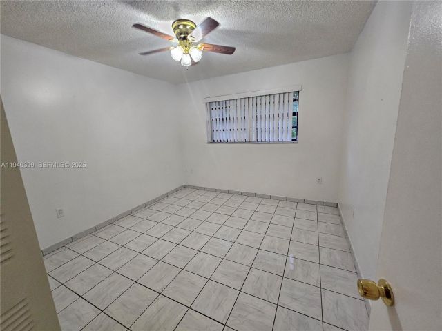 3-bedroom home for rent in Miami - 510 NW 109th Ave 704-7 - MondialRealty