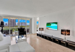 Apartment #808 at Williams Island 7000