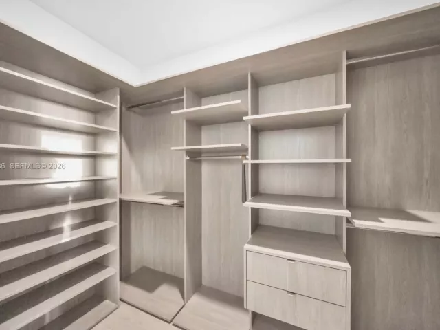 4-bedroom condo for sale in Miami - 851 NE 1st Avenue Penthouse 4612 - MondialRealty