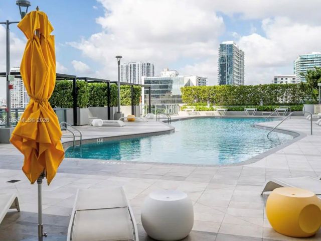 Apartment for rent  Unit #1607 - photo 7016862