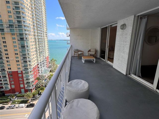 Apartment for rent  Unit #1708 - photo 7433311