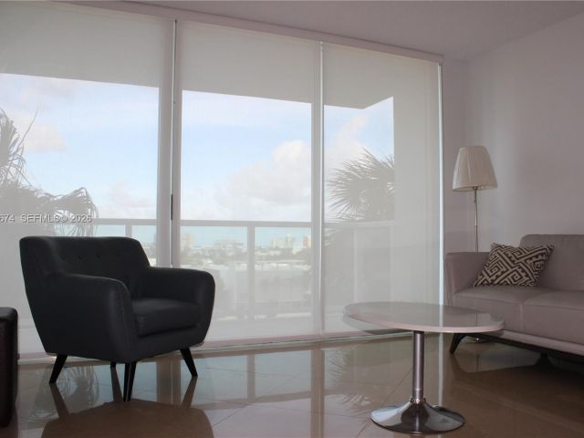 Apartment for rent  Unit #810 - photo 7019354