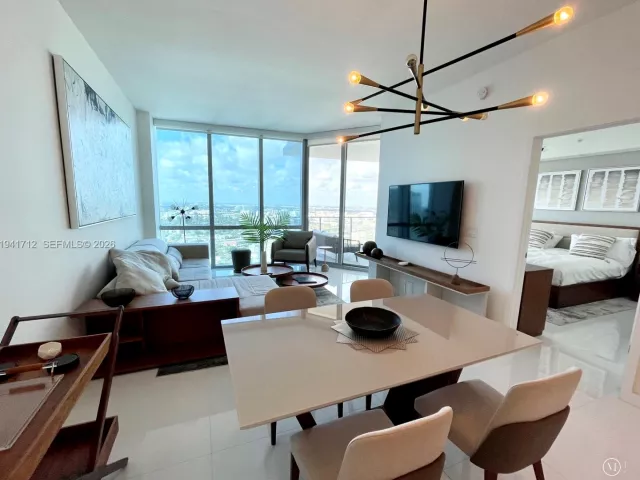 2-bedroom condo for sale in Miami - 851 NE 1st Ave 3606 - MondialRealty
