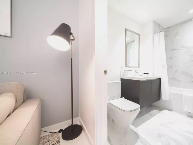 2-bedroom condo for sale in Miami - 851 NE 1st Ave 3606 - MondialRealty