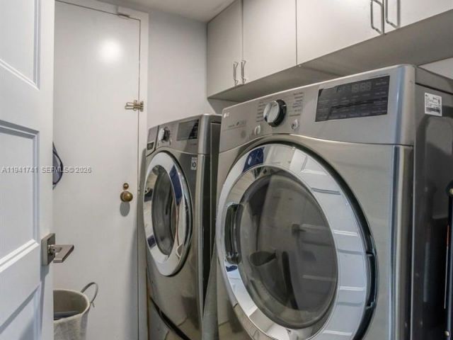 Apartment for rent  Unit #PH3A - photo 7017767