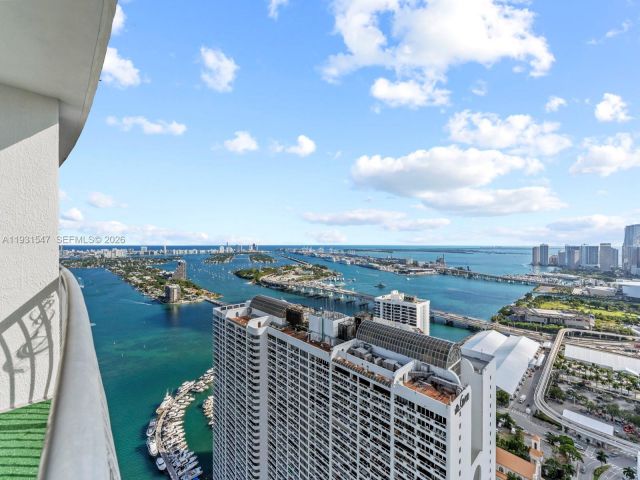 condo for sale in Miami - 1750 N Bayshore Dr 5208 - MondialRealty