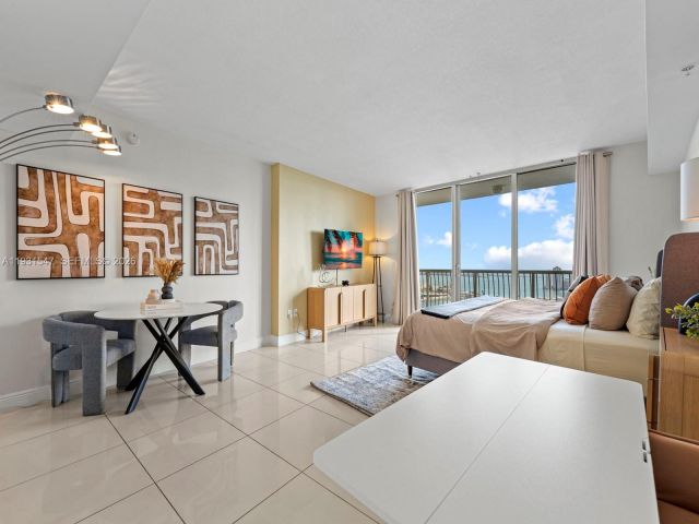 condo for sale in Miami - 1750 N Bayshore Dr 5208 - MondialRealty