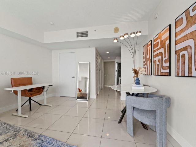 condo for sale in Miami - 1750 N Bayshore Dr 5208 - MondialRealty