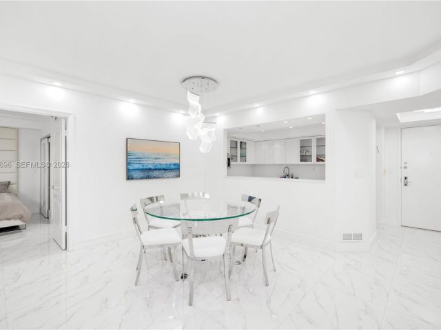 Apartment for sale  Unit #806 - photo 7019111