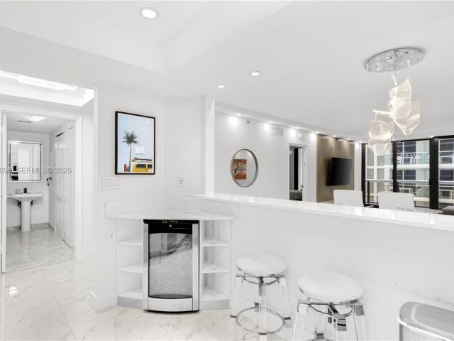 Apartment for sale  Unit #806 - photo 7019116