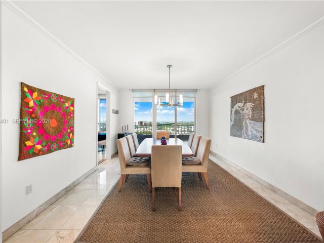 Apartment for sale  Unit #804 - photo 7191756