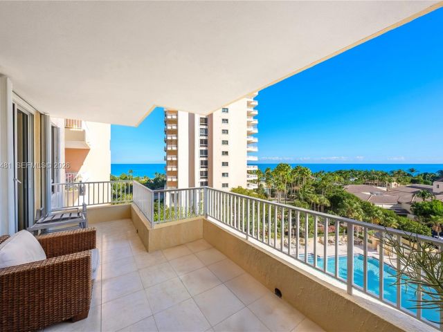 Apartment for sale  Unit #804 - photo 7191765