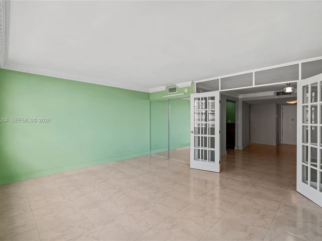 condo for sale in Sunny Isles Beach - 250 174th St 1510 - MondialRealty