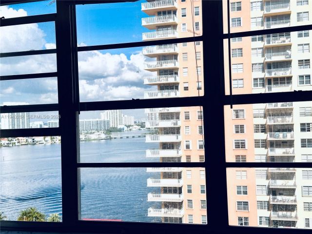 condo for sale in Sunny Isles Beach - 250 174th St 1510 - MondialRealty