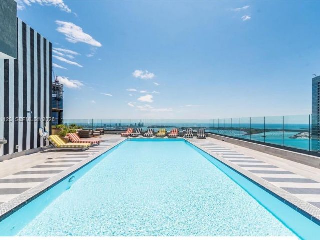 Apartment for sale  Unit #3709 - photo 7535723