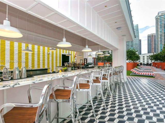 Apartment for sale  Unit #3709 - photo 7535728