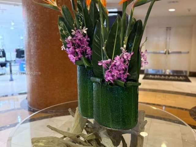 Apartment for sale  Unit #1006 - photo 7445040