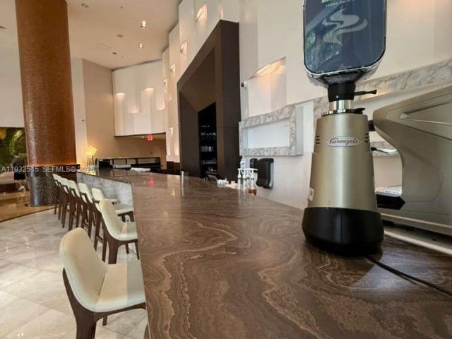 Apartment for sale  Unit #1006 - photo 7445042