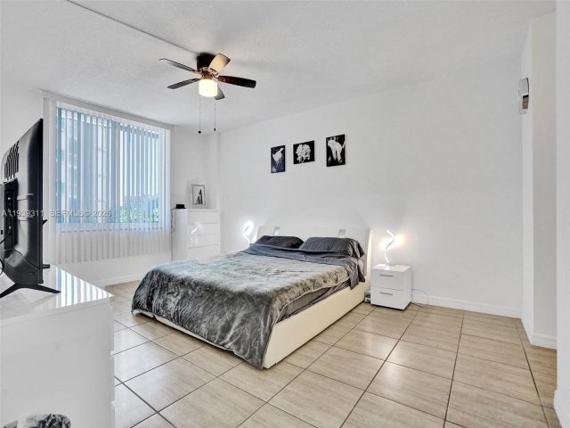 Apartment for sale  Unit #520 - photo 7447352