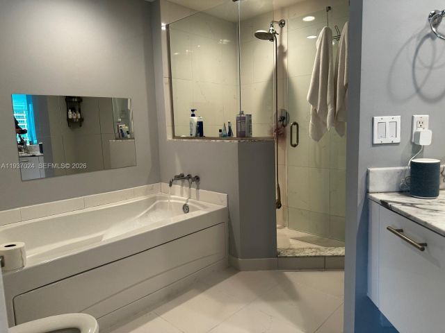 Apartment for sale  Unit #3307 - photo 7023434