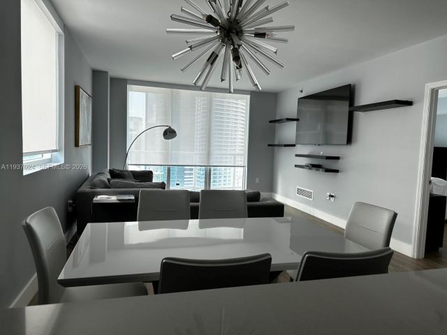 Apartment for sale  Unit #3307 - photo 7023452